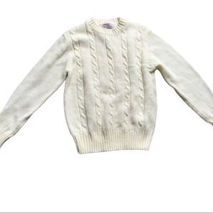 VTG 1975 Cable Knit Crew neck sweater